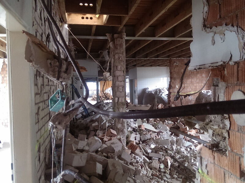 Hallenprofis - Innenausbau - Trost Auto Service Technik SE