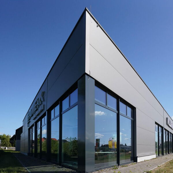 Außenfassade Eckansicht Wullbrandt + Seele Halberstadt