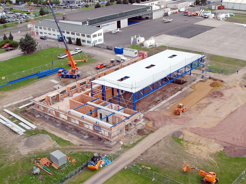Hubschrauberstaffel des Landes Sachsen-Anhalt - Zwischenstand der Konstruktion aus der Luft