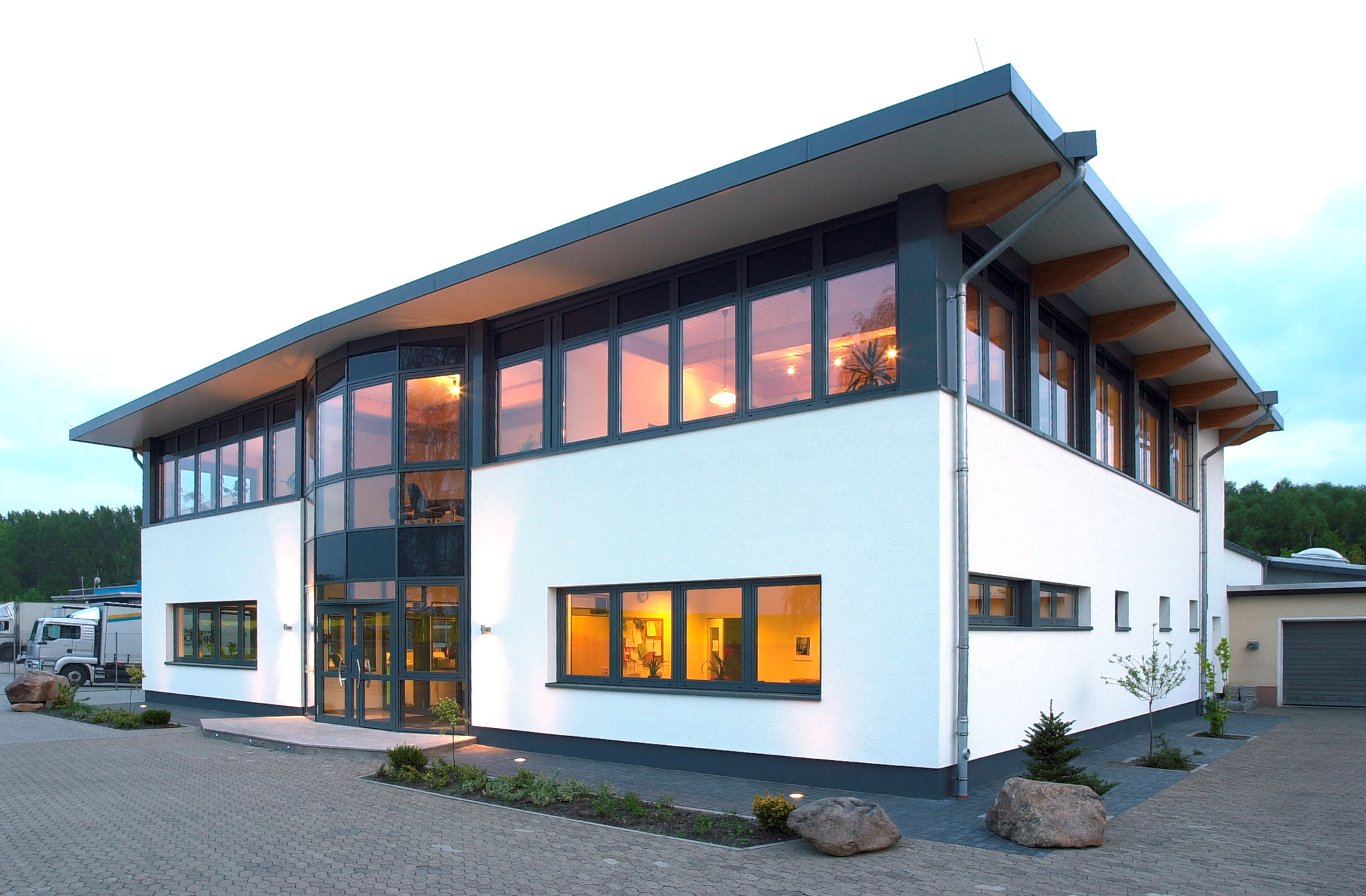 Hallenprofis - Kontakt