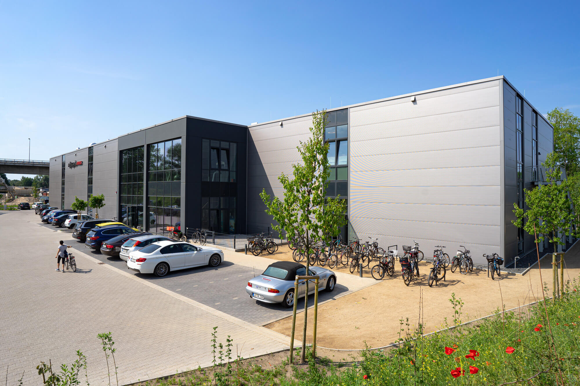 Hallenprofis - Gewerbebau - Über uns